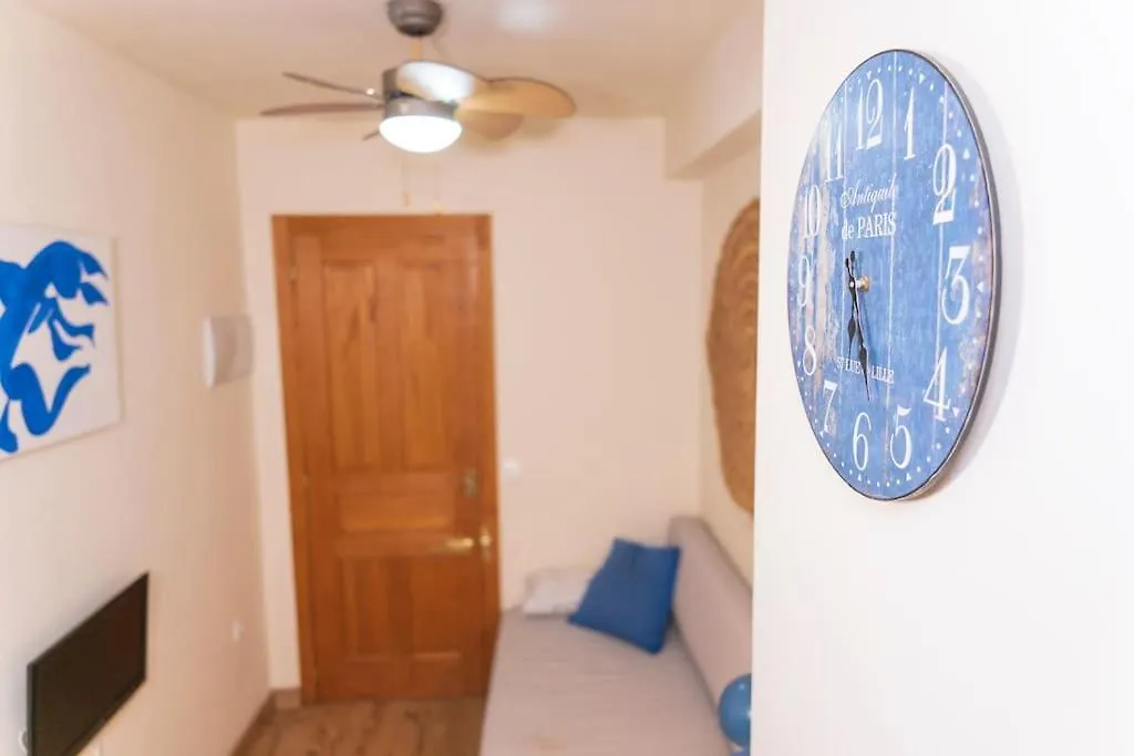 Apartment 3 Bedrooms City Center And Beach Malaga