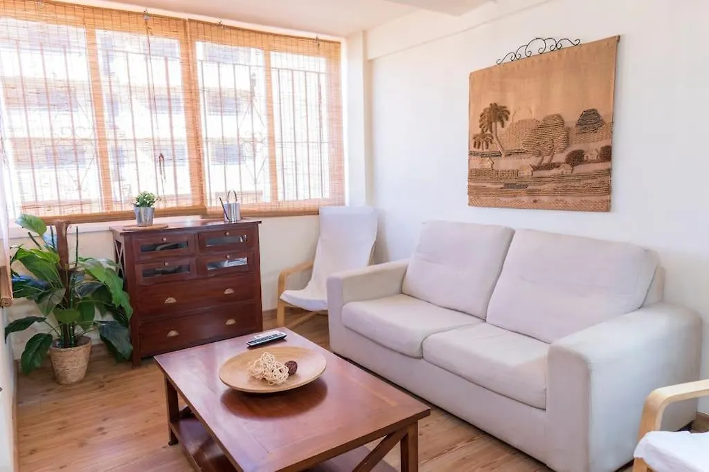 Apartment 3 Bedrooms City Center And Beach Malaga