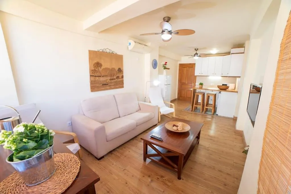 3 Bedrooms City Center And Beach Malaga Spain